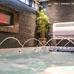 Wellness A - Avec Jacuzzi Pour 2 Personnes