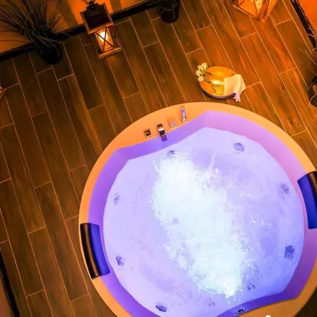 Love hotel Wellness à - Avec Jacuzzi Pour 2 Personnes Sprimont
