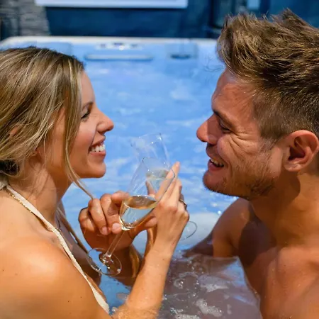 Wellness A - Avec Jacuzzi Pour 2 Personnes * Sprimont