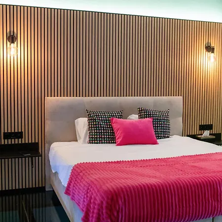 Wellness A - Avec Jacuzzi Pour 2 Personnes Hotel del amor