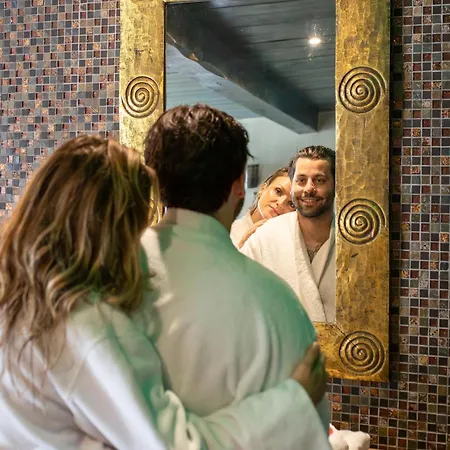 Wellness A - Avec Jacuzzi Pour 2 Personnes *