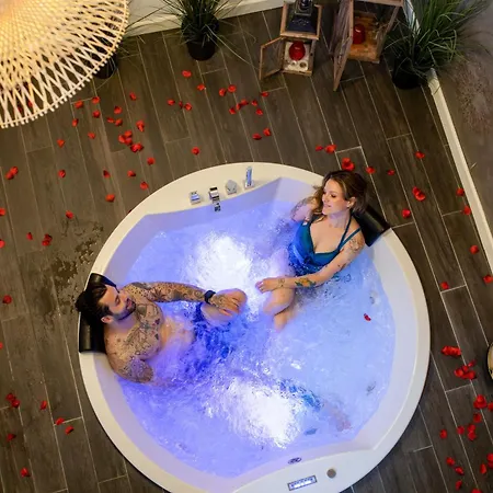 Wellness A - Avec Jacuzzi Pour 2 Personnes *