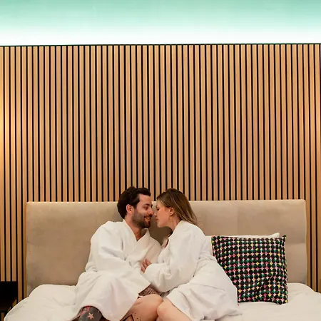 Wellness A - Avec Jacuzzi Pour 2 Personnes Hotel del amor Sprimont