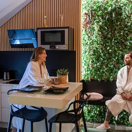 Wellness A - Avec Jacuzzi Pour 2 Personnes *