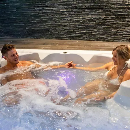 Hotel del amor Wellness A - Avec Jacuzzi Pour 2 Personnes